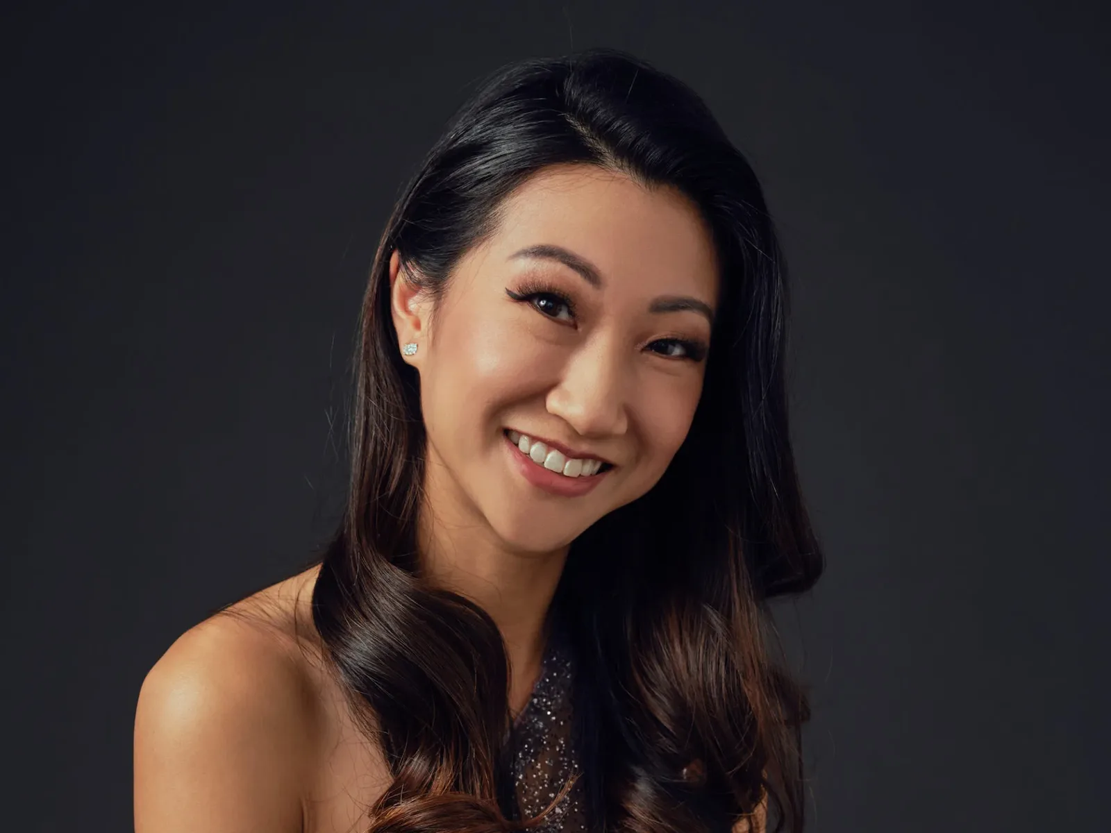 Dr Claudine Pang is a Singapore ophthalmologist and founder of Asia Longevity Centre, combining eye health, functional medicine, and regenerative longevity care.