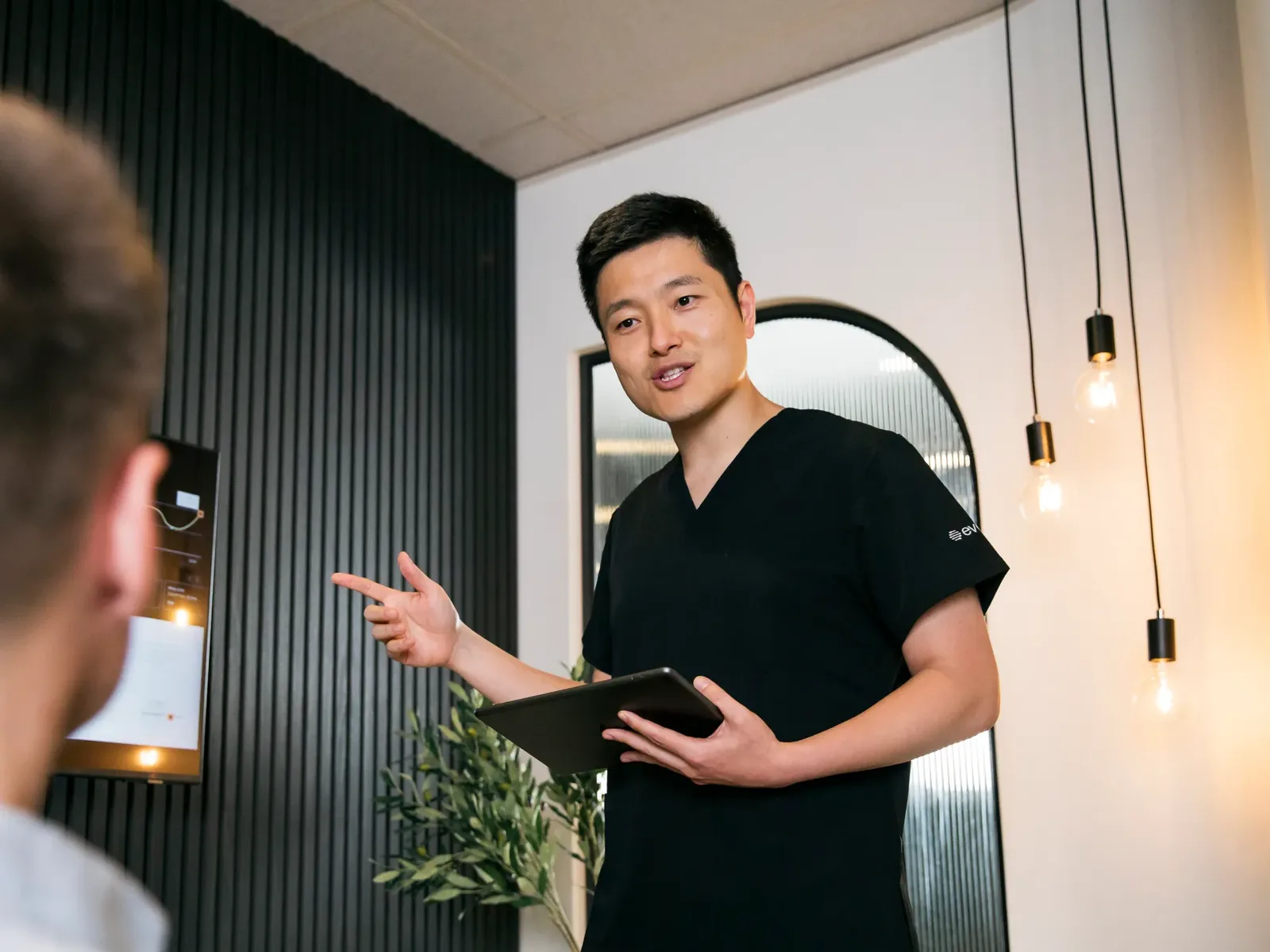 Dr Steven Lu is the Co-Founder and Chief Medical Officer of Everlab, leading Australia's approach to AI-driven preventative health and early disease detection.
