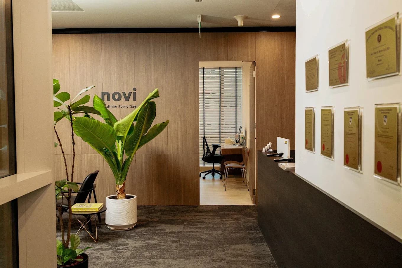 NOVI Health Singapore Lounge